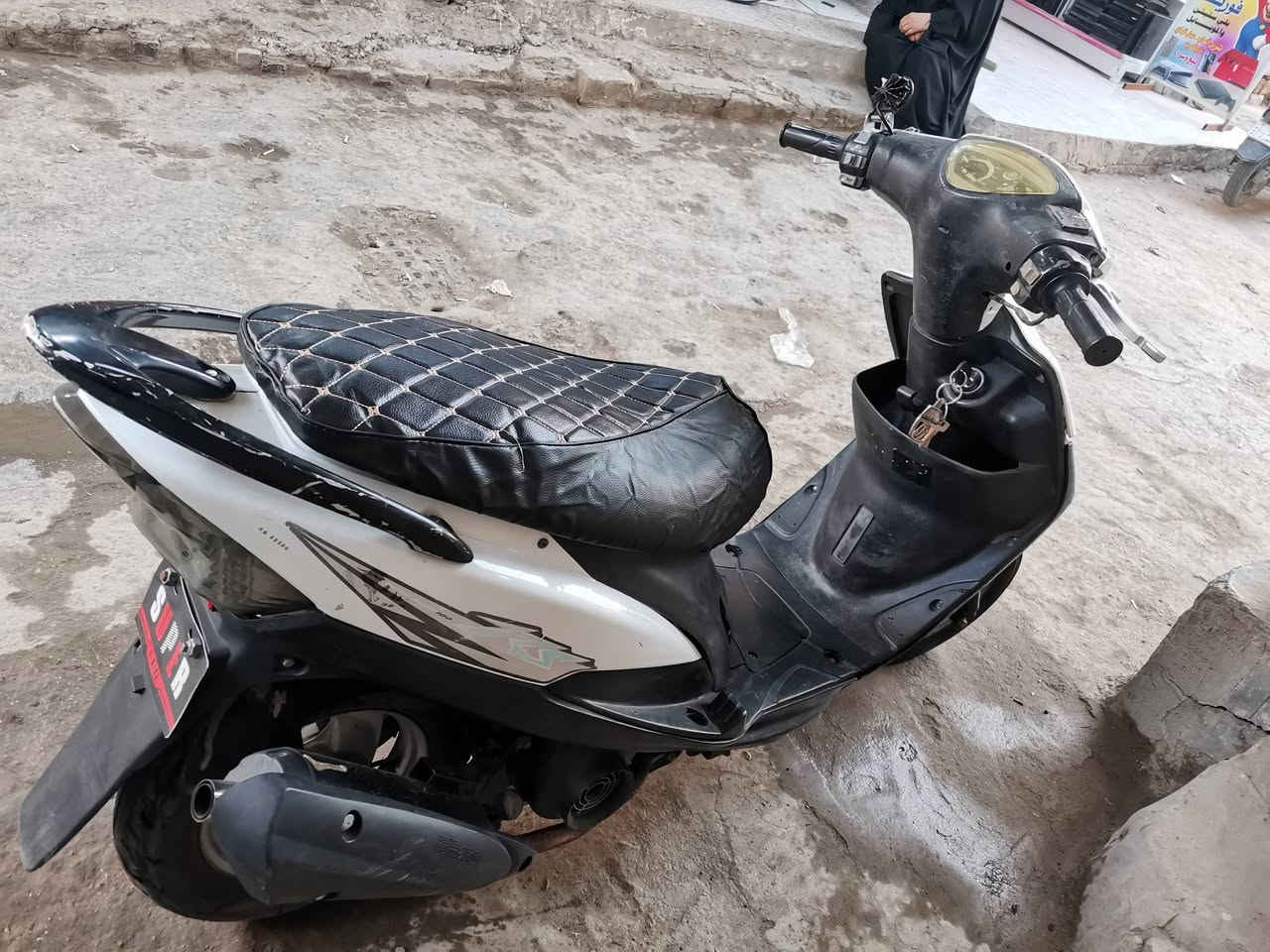 دراجه ماكس عدله للبيع دراجه واحد على واحد سعره 400وبيه مجال حك الجيه تواصل وتساب ***********
