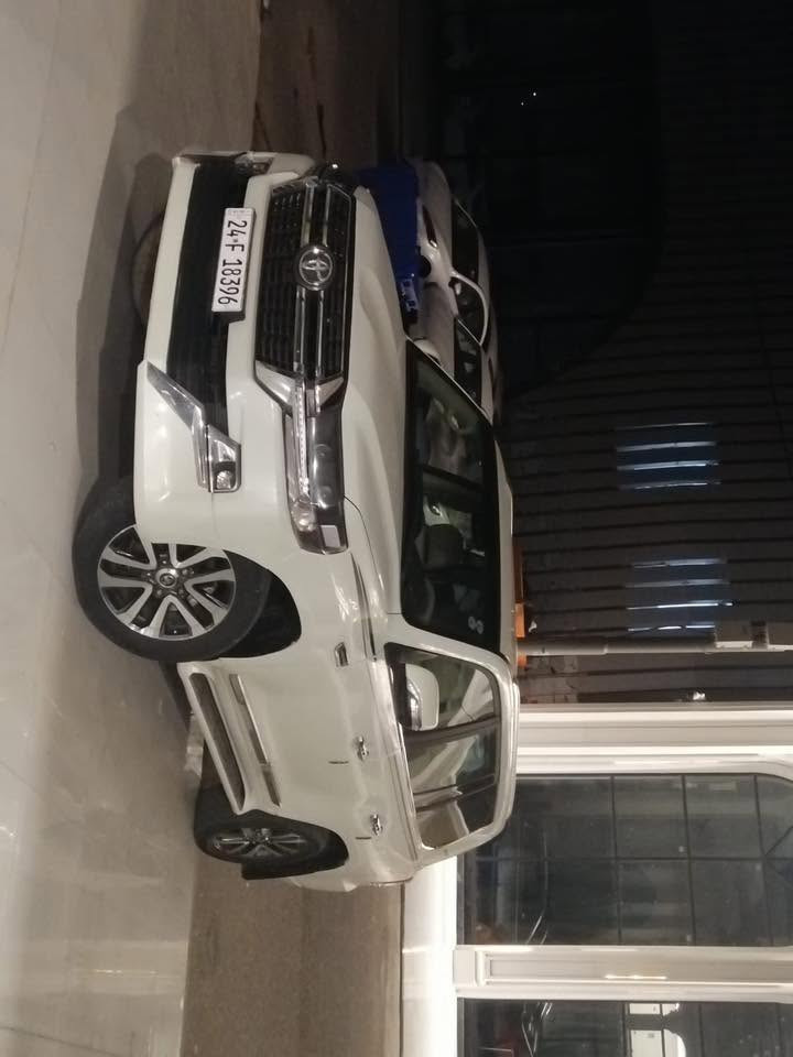 بيع او مراوس فقط كوري
لاندكروز جكسارة 2014 محدث 2021
سعر 255$ وبيه مجال 
موبايل *********** 
محرك v8 سلندر5.7
ماشية 134 الف كم 
3 قطع تبريد
سلايد
شاشة كاميرا
حساسات خلفيه
تحكم ستيرن جهتين
مري شفط كهرباء
ويل كب دعاية
لايت زنون
هزة وفحص جديد
السيارة صبغ عام
