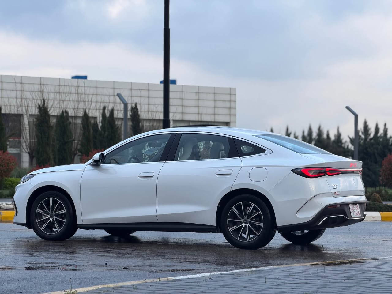 BYD seal 06
مۆدێل ٢٠٢٤

پاتری ١٢٠ کم ( پاتری گەورە ) 
پانۆراما
کامێرا ٣٦٠
ناو سپی ویل گەورە
کوشن جلد و کارەبا
حاسەی پێش و دوا
شاشە متحرک

کامل ئەشیای خۆی لەگەڵە

٣ هەزار کم ڕۆشتوە
 تا ٥/٥/٢٠٢٥ کاتی تیاماوە واتە نزیکی ٤٠ ڕۆژ

بێ سارد و بێ بۆیاخ
سەیارەکە بۆیاخ ئەستورە

هەموو شتێکم نوسیوە دەربارەی سەیارەکە

نرخی ١٥٦ گەڵا و مجالێکی زۆر کەم

*********** السليمانية, العراق
