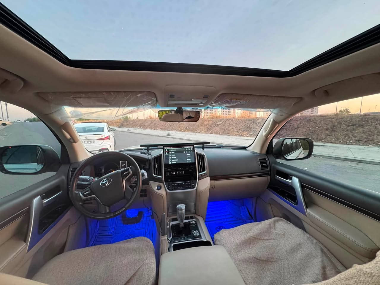 Toyota Land Cruiser V8 EX.R 5,7
سنة الصنع: 2019

كيلومترات32 كم

سیاره‌ :كلین

اللون الابيض

گیر و محرك Lexus 

اللون الداخلي: بني

عدد الاسطوانات: 8 اسطوانات

حجم المحرك:5,7 لتر

قوة حصان: 304 حصان

ناقل الحركة: أوتوماتيكي بـ 6 سرعات

نظام الدفع: كل عجلة القيادة

فتحة سقف: حجر

نوع من الفرش: الكهربائية - التدفئة

أبواب بصمات الأصابع: نعم

ماسحات الزجاج الأمامي - مستشعر المطر

الشاشة: 3

مجسات: مجسات - وقوف السيارات

الكاميرا: الخلفية

حجم الإطارات: 20 بوصة

مصابيح: رئيس تتحرك - زينون - إضاءة LED

أيضا لم يتم تجهيز المعدات ، يمكنك تجهيزه بنفسك

سعر:$💵🔥

☎️موبایل :***********
