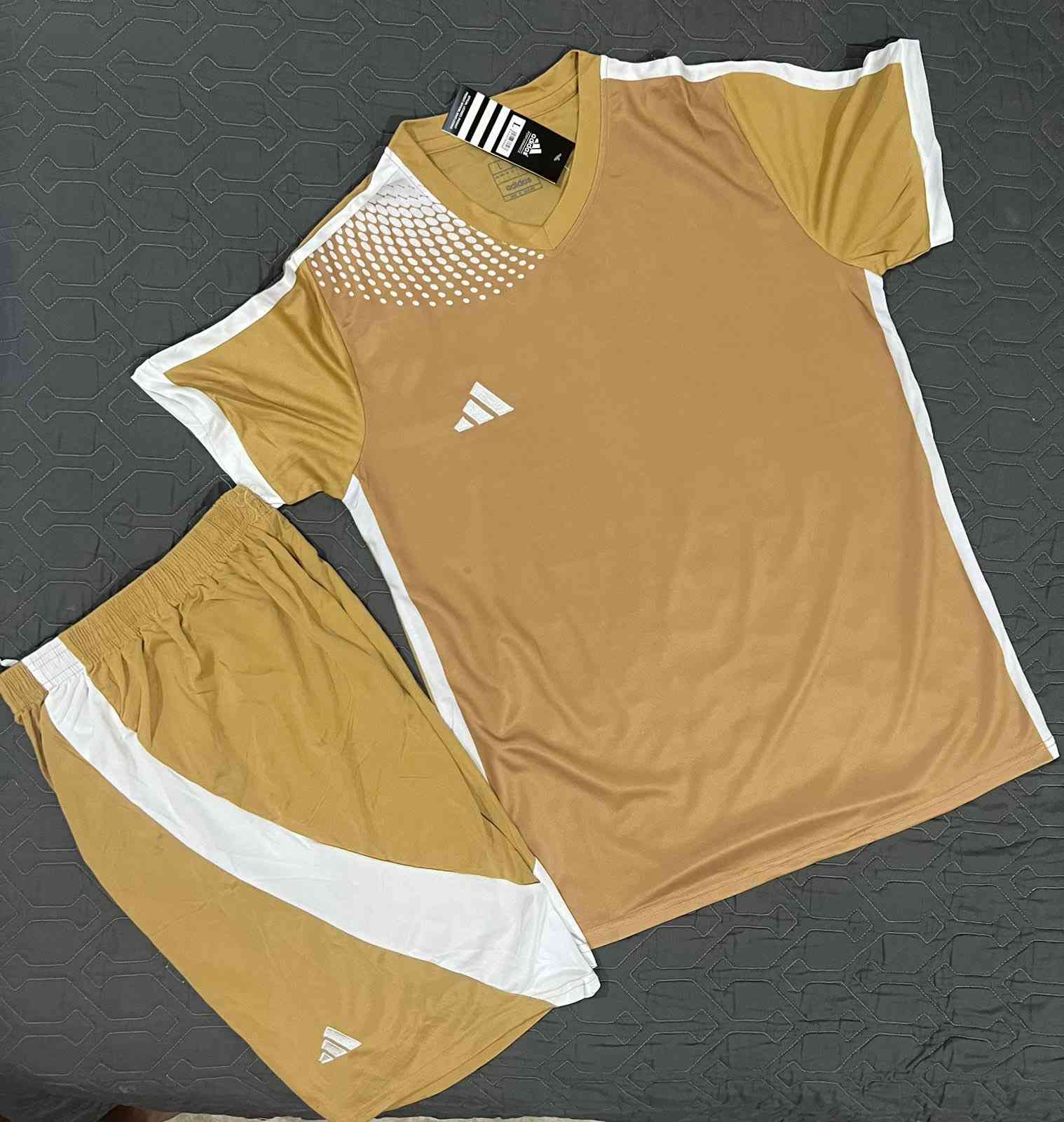 تايلندي اصلي
بدون رقم بسعر الجمله نبيع65 الف الدرزن
قياسات L/XL/XXL/3XL

عدنه توصيل 5 الاف


**إذا كنت صاحب هذا الإعلان وتريد حذفه لأي سبب، رجاءا أرسل رسالة إلى الدعم الفني**