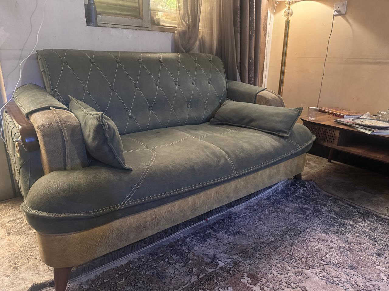 تخم للبيع نظيف جداً غير واضح في الصور السعر ٢٠٠ العنوان بغداد حي القاهرة


**إذا كنت صاحب هذا الإعلان وتريد حذفه لأي سبب، رجاءا أرسل رسالة إلى الدعم الفني**