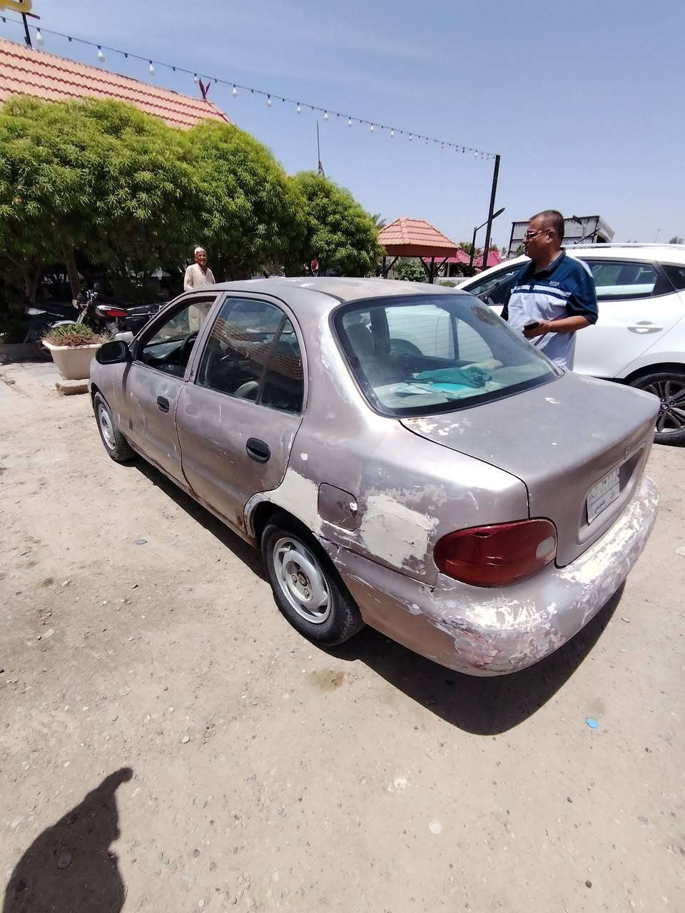 السلام عليكم 
اكسنت ٩٤ رقم بابل سنوية لل٢٧ تخم تاير مكينة كير جاهزات تبريد شغال
تحويل ثاني يوم 
المكان مركز الحلة 
***********
السعر ٢٠ ورقة 
السيارة تحتاج تغليف الدشبول جلد لان يابس من الشمس

