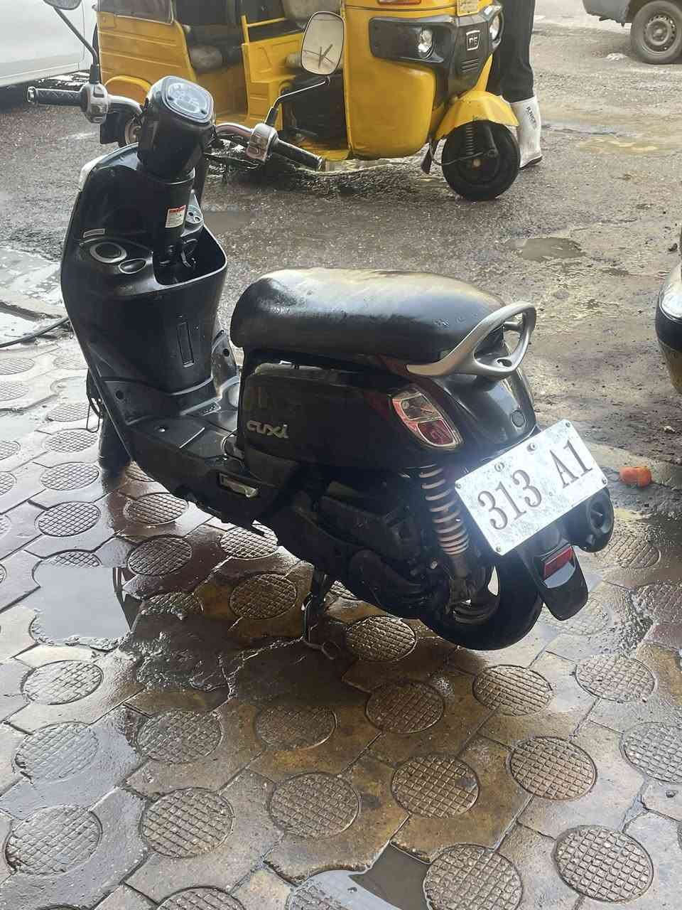 بوليس حديث  البيع نضيف مال رمبه
***********
