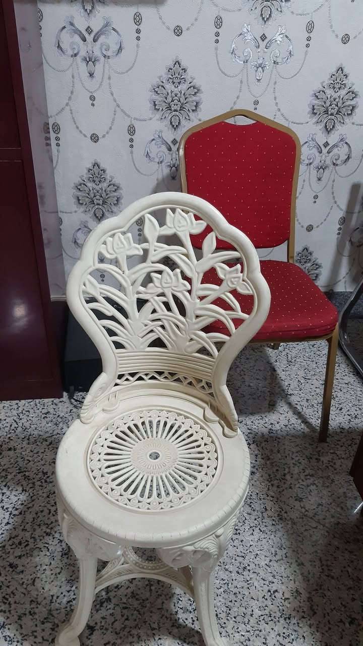 السلام عليكم
غراض للبيع


**إذا كنت صاحب هذا الإعلان وتريد حذفه لأي سبب، رجاءا أرسل رسالة إلى الدعم الفني**