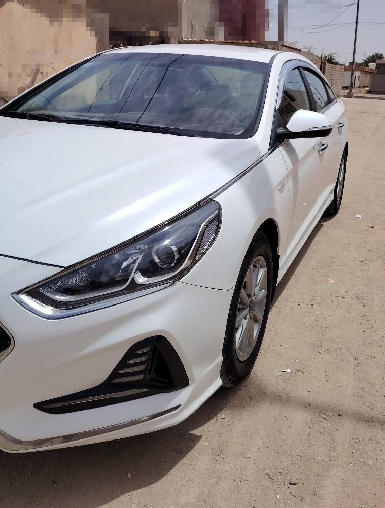 هونداي سوناتا موديل 2021 مكينه 2000 غاز بلادي سياره نظيفه كلش حلوه مال جناي  السعر 140 قفل قفل سياره حره رقم جديد مداور ثاني يوم 
مكان السياره في الديوانيه الاستفسار اكثر على الرقم *********** غير متواجد في الفيس ديوانية, القادسية
