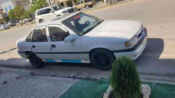 هي من نييه تةلةفؤن بؤ خاوةنى بكة نامة مةنيرة ***********
ئؤپل بةتامى سةنى بئ مةسرووف مالى دؤست 
هةموو گياني بةشةرت 
ئۆپڵ مەکینەوتەبرید سەنی مۆدیل 91هەمووگیانی بەشەرت تەنها 1دەرگای بۆیاغە سەنەوی نوێیە بەناو خۆمانە بێ مەسرەفە
شوێن ڕواندز .نرخی44
*********** سوران
