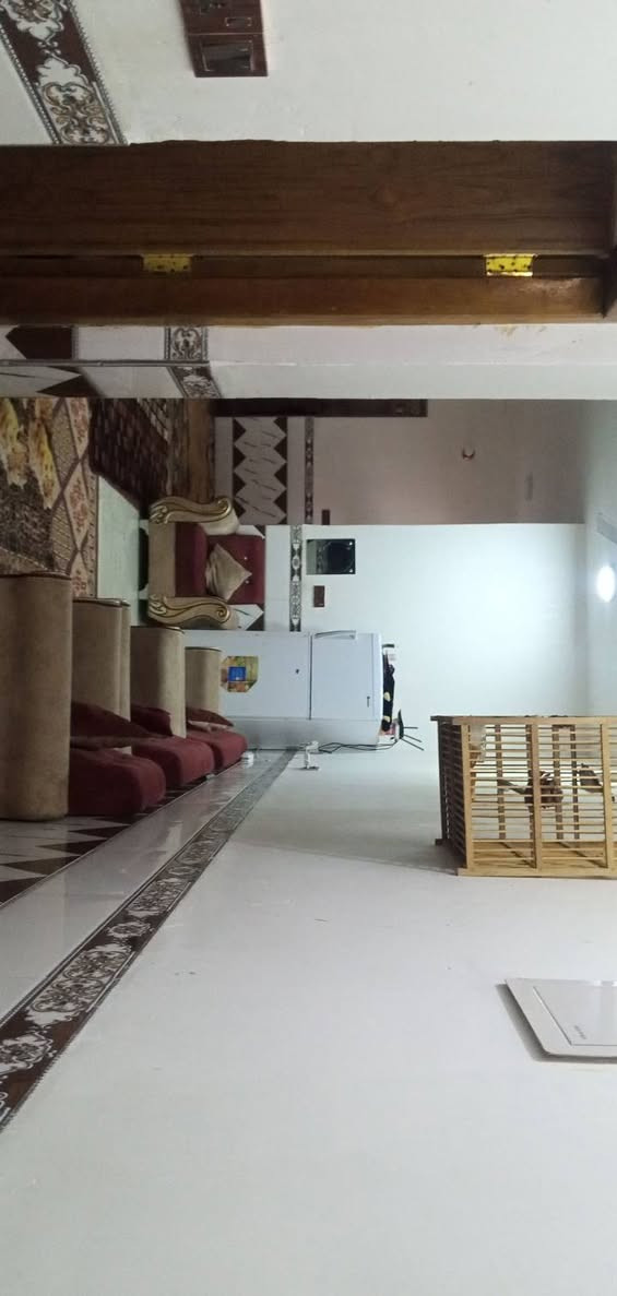 دار للبيع حي الموظفين 

م 100 
قاطين كامل 

للاستفسار ***********
