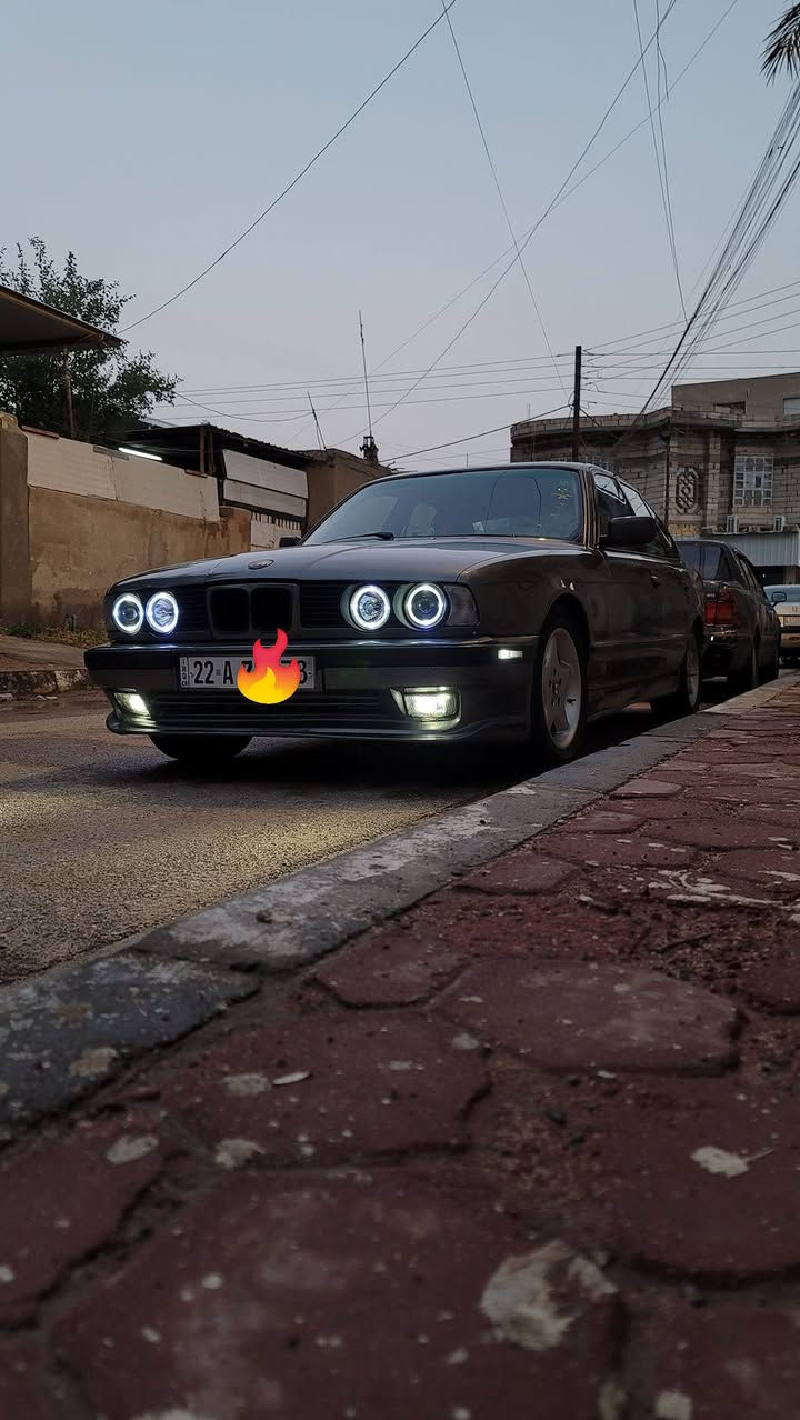 BMW525 مسكر عدل كير عادي  مكان السياره البصره الجنينه للبيع او المراوس حسب القناعه سياره نضيفه وجاهزه تبريد ثلج كهربائيات شغاله قماره وتكم وستيرن مدوشمات كنتاره ارضيه جلد دمام بلصندوك  السعر 48 بيه مجال بسيط رقمه اربيل للتواصل اتصال او واتس اب ***********
