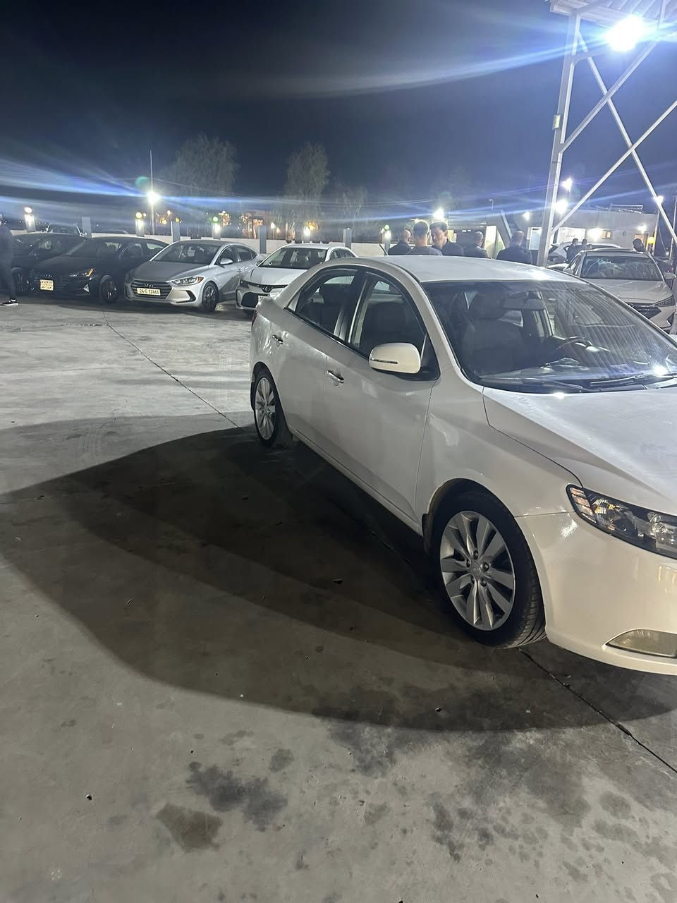 سيراتو موديل 2012 بدون صبق مكانين بارد فقط طخم جديد صدر جديد موصفات اشاير بل مري شفتا
شفتات تحكم ستيرن سياره حيل نضيفه او حلوه او سعرها مناسب كلشي شقال بيها كير او محرك شرط السياره بسمي تحويل ثاني يوم سعر 107  الخاص مقلق اتصل ***********
