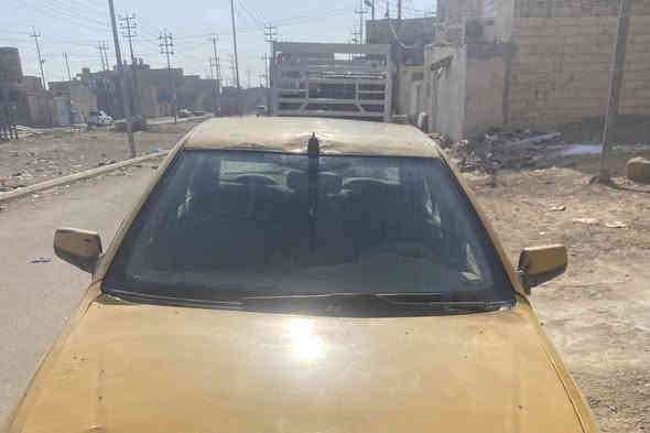 سمند موديل 2011  متروكه  شرط الشقل للبيع  رقم صدامي  العنوان ذي قار ناصريه  التواصل ***********ابوعلي  السعر 15 ورقه
