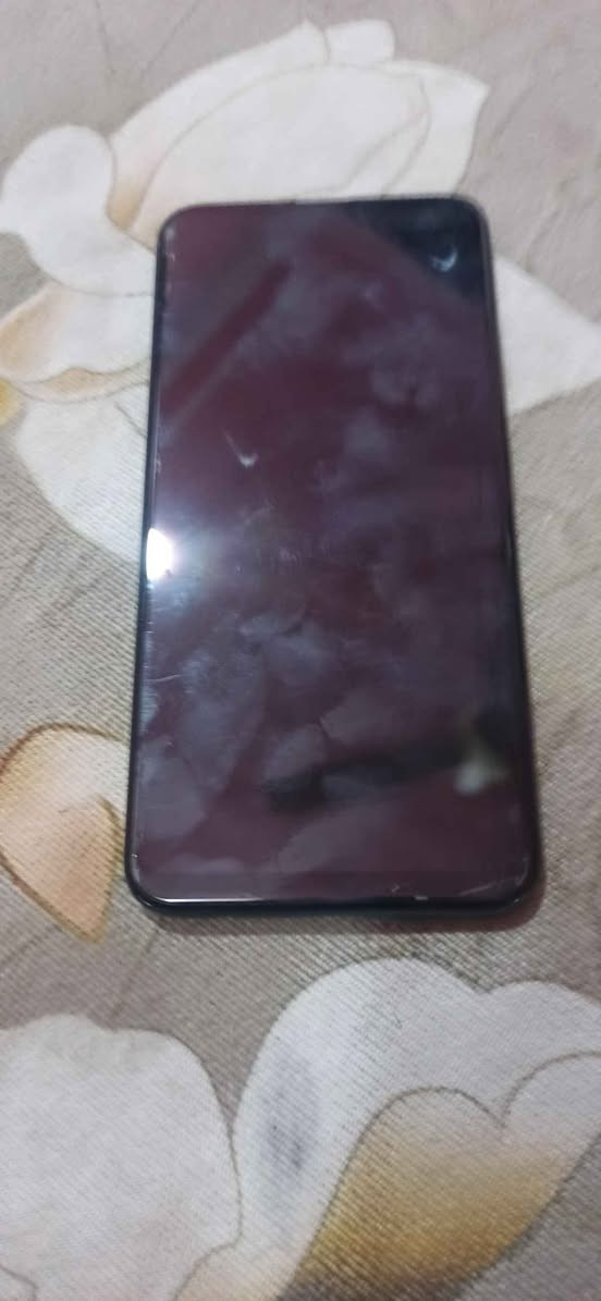 نقال y9 برايم ذاكرة128يرادله فقط شاشه للاستفسار*********** البصرة, العراق
