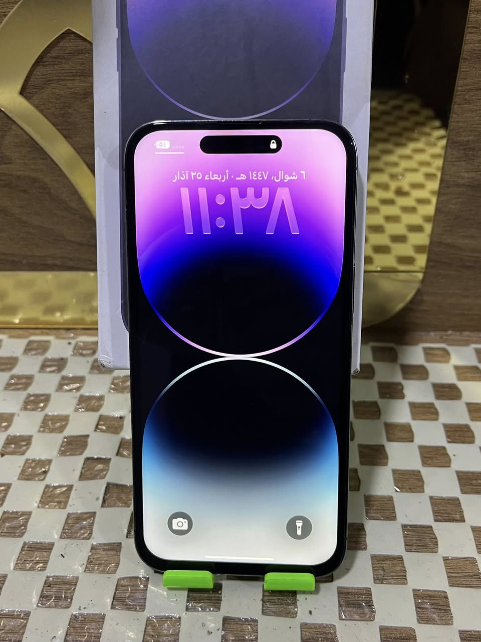 السلام ؏ـليكم
ايفون 14 PRO MAX 
بطارية 91 
ذاكرة 512
الجهاز مبدل شاشه اصليه وكورتونته ويا نضيف كلش
سعر الجهاز 725 وبي مجال 
مكاني ديالى بعقوبة 
للأتصال ***********
توصيل موجود
