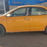 كورلا ١٨٠٠ • ٢٠١٣ • مصفره