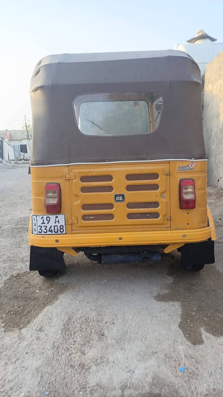 سلام عليكم تكتك للبيع موديل
2020 بشهر 10 مرقمه بسمي مكاني كربلاء حي الغدير رقمي***********
