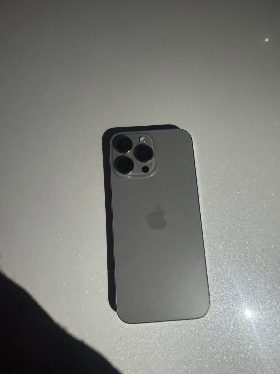 16 برو ماكس نظيف ذاكره 512 بطاريه 95 نظيف جدا مابي شي الاتصال على الرقم حصرا
0778104 9199‬
