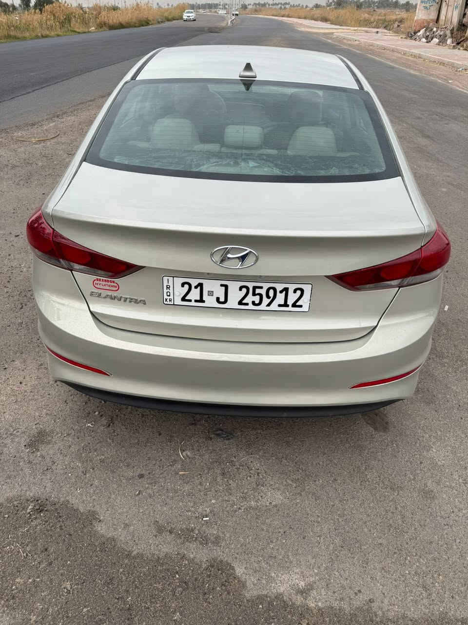 سلام عليكم للبيع النترا موديل ١٧ امريكي حادثها موضح بلصور وسونار موجود السياره بدون اي داخل هزه جديده وسنويه جديده باسمنا مكينه شادها حاويه مامفتوحه كير تبريد صدر كله جديد موصفات نص فول معروفه موصفاتها مكاني بغداد اليوسفيه السعر ١١٥وبيها مجال وهذا رقم صاحبها اني مكلف بلنشر ***********  وهذا حسابه اسامه التميمي
