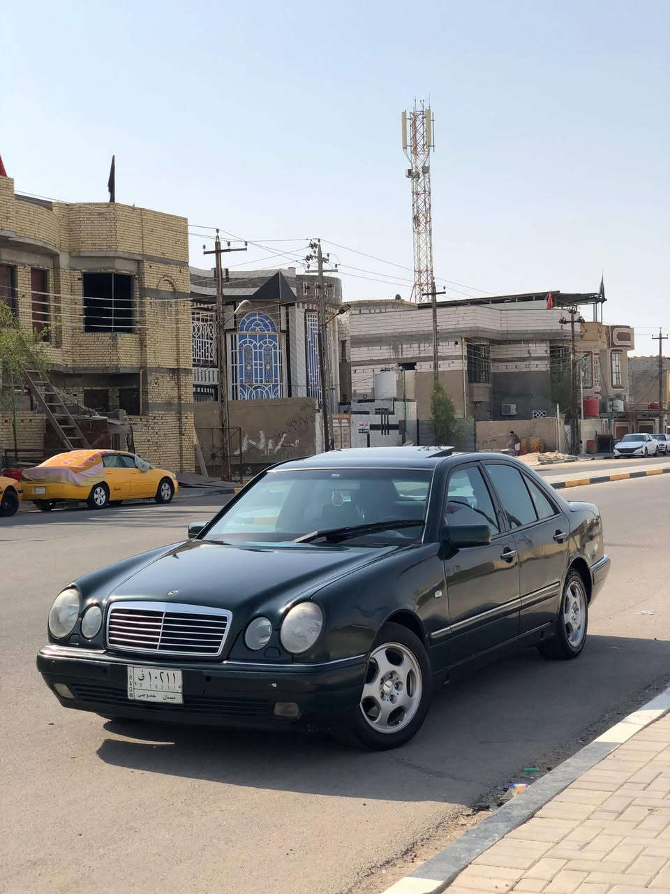 السلام عليكم مرسيدس ام عيون موديل 1997محرك v بي تبخير رقم ميسان سنويه نهايه 26 السياره جاهزه كير وحداديه وكهربائيات وتبريد وتخم تاير سعر 80 مكاني البصره ***********متواجد واتساب وماسنجر بكل وقت
