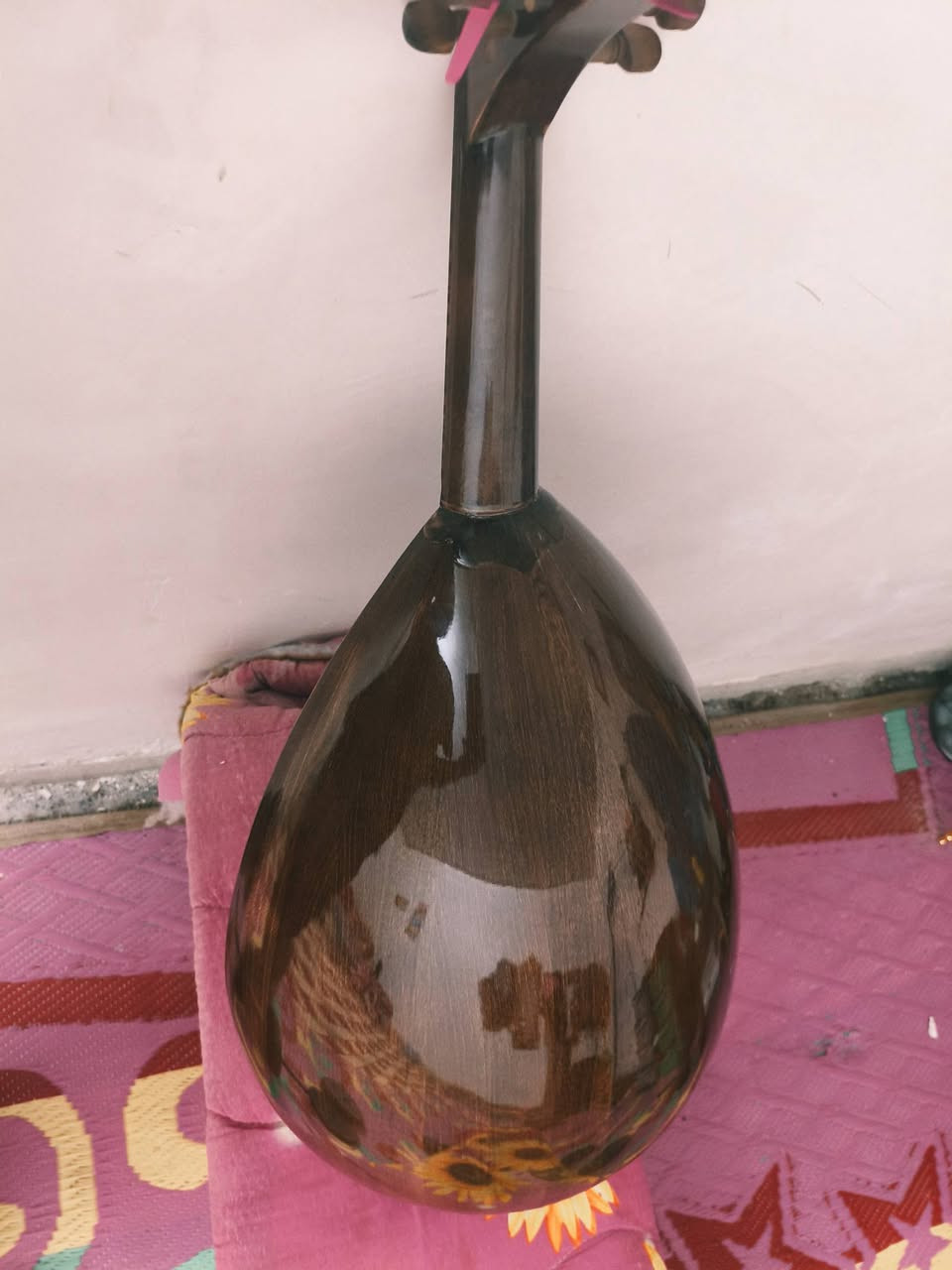 ع
عود زرياب للبيع السعر 100 الف 
معاه الشنطه 
للتواصل ‏‪0788 747 4202‬‏
