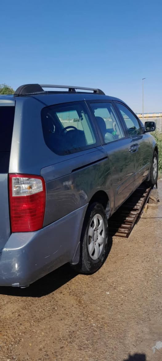 السلام عليكم سيدونا 2007  مكينه 3800 سياره جاهزه بيه مكانات صبغ ابيع احزام رقم بغداد تحويل ثاني يوم مكان ذي قار قلعه سكر  السعر 118 وبيه مجال للستفسار ‭0771 115 1252‬
