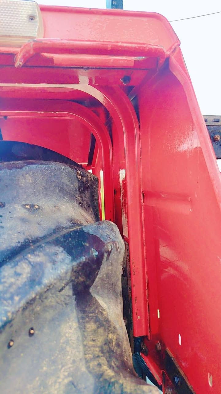 السلام عليكم تركتر للبيع تركي 2001 رقم واسط بسمي تحويل مباشر سنويه مجدده لسنه 30 مكاني واسط ***********
