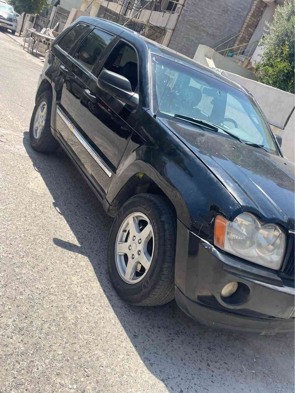 Jeep 2009 laredo ful mwasafat geru makina bashart kami peshakay taqaw raqay tyaya 3parchay boyaxa kode bokrawa s3ryshy 58 galaya gorenawash dakam bashtyk badlm byt *********** السليمانية, العراق
