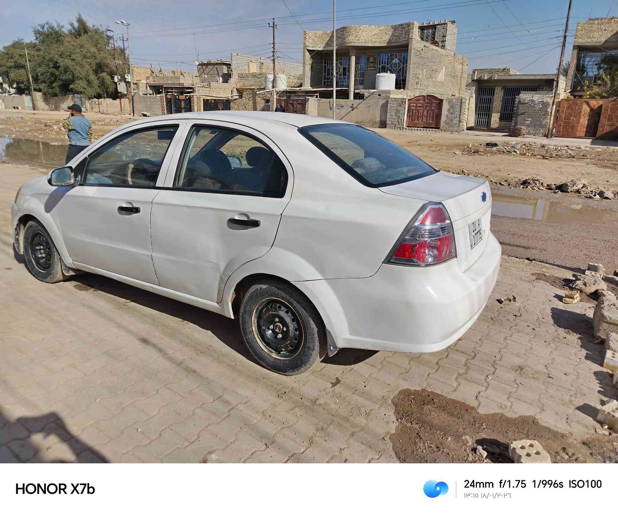 يالله سلام عليكم لبيع افيوو موديل2008رقم نكليزي سنويه نهايت ال26تصقط تخم تاير مكينه بصندوكه كير عادي سياره مال والدي موضف بيه جملغين الوراه مصبوغت صندوك مابيه شي سياره بلاديه كلش مكينه1600 سياره خير من الله صدر امامي خلفي جدد سعر58وبيه مجال الشراي تصل ***********مكاني بغداد النهروان
