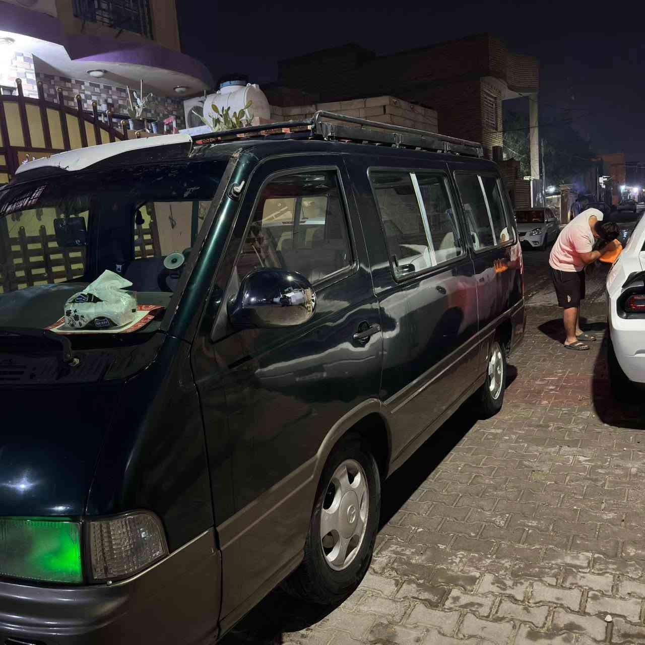 استانا للبيع موديل 2000 باسمي رقم انكليزي بابل تفاصيل خاص ***********
