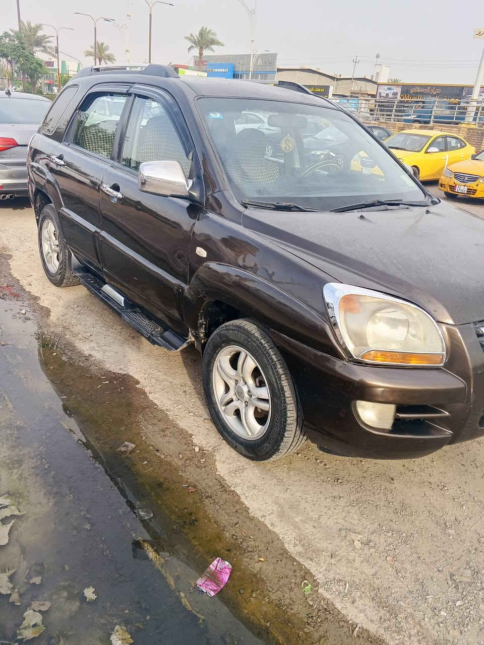 السلام عليكم
سبورتج 2008 گير اوتو رقم انبار هزه جديده رقم جديد بأسمي محرك 2700 تبريد شغال مصبوغه حزام جماليه 
السعر 87وبيه مجال 
***********
***********
