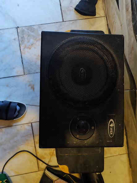 سلام عليكم شباب عدي دمام مستعمل قليل وعدي ويل ستوته السعر خاص والتفسار على هذا الرقم 
***********
