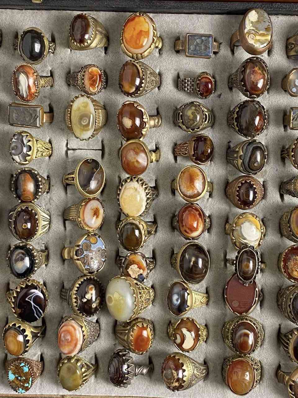 قطعه١٠


**إذا كنت صاحب هذا الإعلان وتريد حذفه لأي سبب، رجاءا أرسل رسالة إلى الدعم الفني**