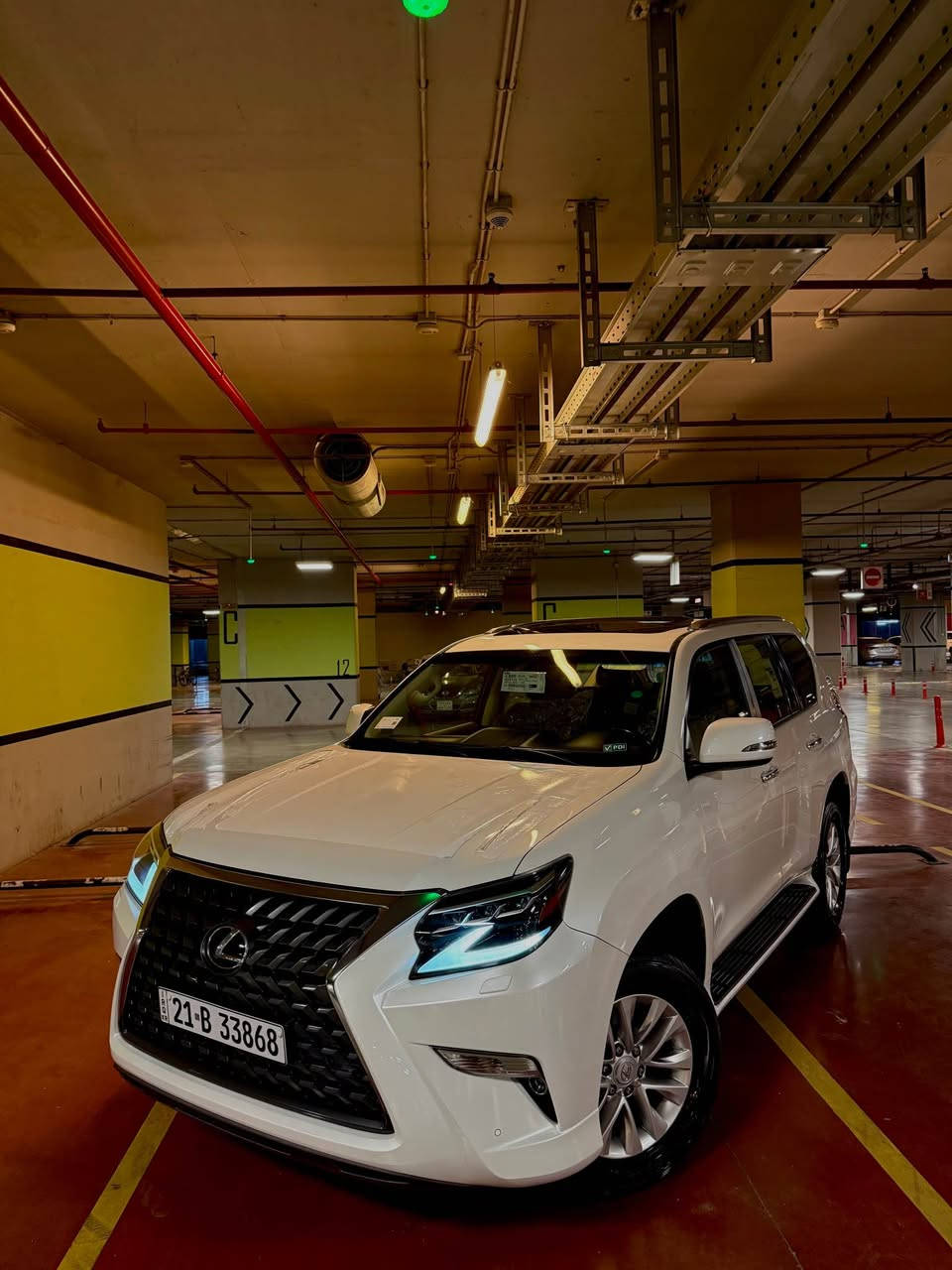 لكزز GX460 
موديل 2020بريم بريم اصل باب اول
رقم. ***********

سيارة كفالة عامة من صبغ وتبديل وبارد و شخط ورصعة من كلشي كفالة
رقم اربيل بسمي سنوية لل 2031
مواصفات 
جكات 
شاشات 3 بلاديات
رادار امامي + جانبي
كشنات حار + بارد + ثنين كراسي كهرباء
كشن سايق خزن مموري
ستيرن كهرباء خزن + ستيرن تدفىء
13 سماعة + دمام  
تشغيل عن بعد 
فتحة بل سقف
ماشيه.  ٤٥٠٠٠ كم. حقيقي
سيارة غراض شركة كلهة وياهة كارتونة من شركة  هيتفونات سماعات بلادية + ريموند شاشات  كومة بيهة غراض بلادية 
بصمات اثنين مع كودات 
اعلى مواصفات بل لكزز فول للاخير 1/1
السعر 405$
رقم ***********
مكان سيارة سليمانيه السليمانية, العراق
