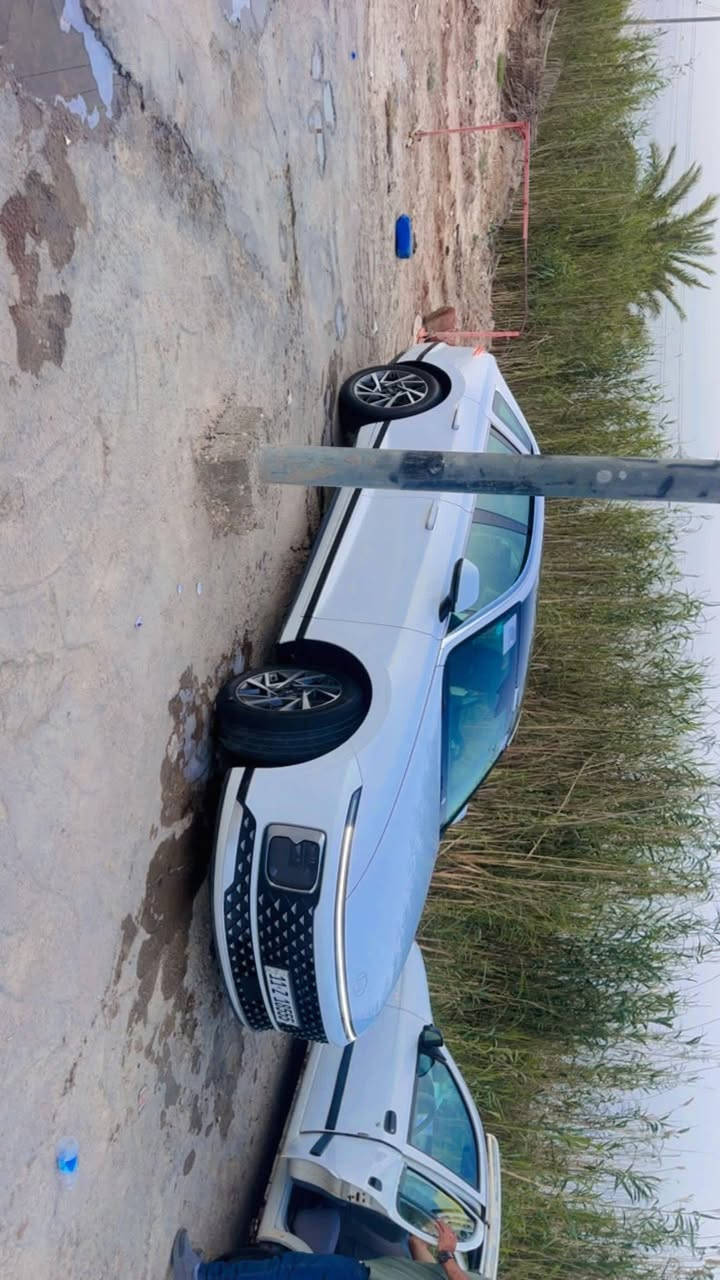 سياره ازيره23 شاشه جبيره رقم بغداد  مكفوله من الصبغ والبارد سياره جديده خط واحد مكان السياره الديوانية  للاستفسار الاتصال على هذا الرقم ***********
