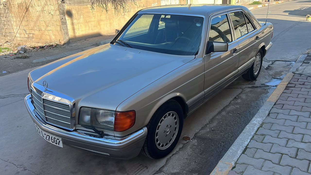 مارسدس موديل 86محرك كير مشدود جديد مال كصه سياره كله على بلاد بدون ضربه بدون نقص سنويه جديده تايرات باتري جديد سياره احلى من الصوره البيع او مراوس سعر 80بيه مجال الطيبين ***********
