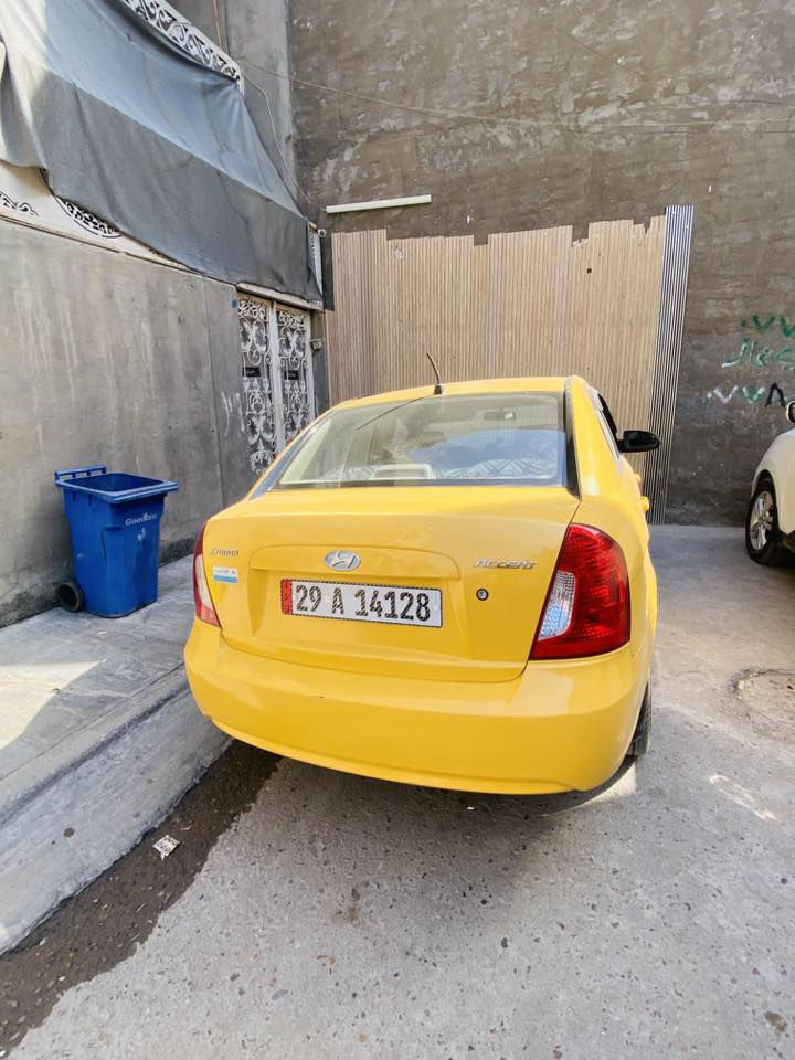 السلام عليكم اخوان اكسنت موديل 2006 خليجي مكينة دوش ١٦٠٠ السيارة بدون لا حادث ولا ضربة رقم انكليزي واسـط سنوية قبل يوم واحد سقطت  مصفر غرامات سيارة جاهزة لا تنقيص لا تبخير للمعلومات الجام جوبي وليس أوتوماتيك 
مكاني بغداد البلديات 
هـ *********** 
سعر ٧٩$
