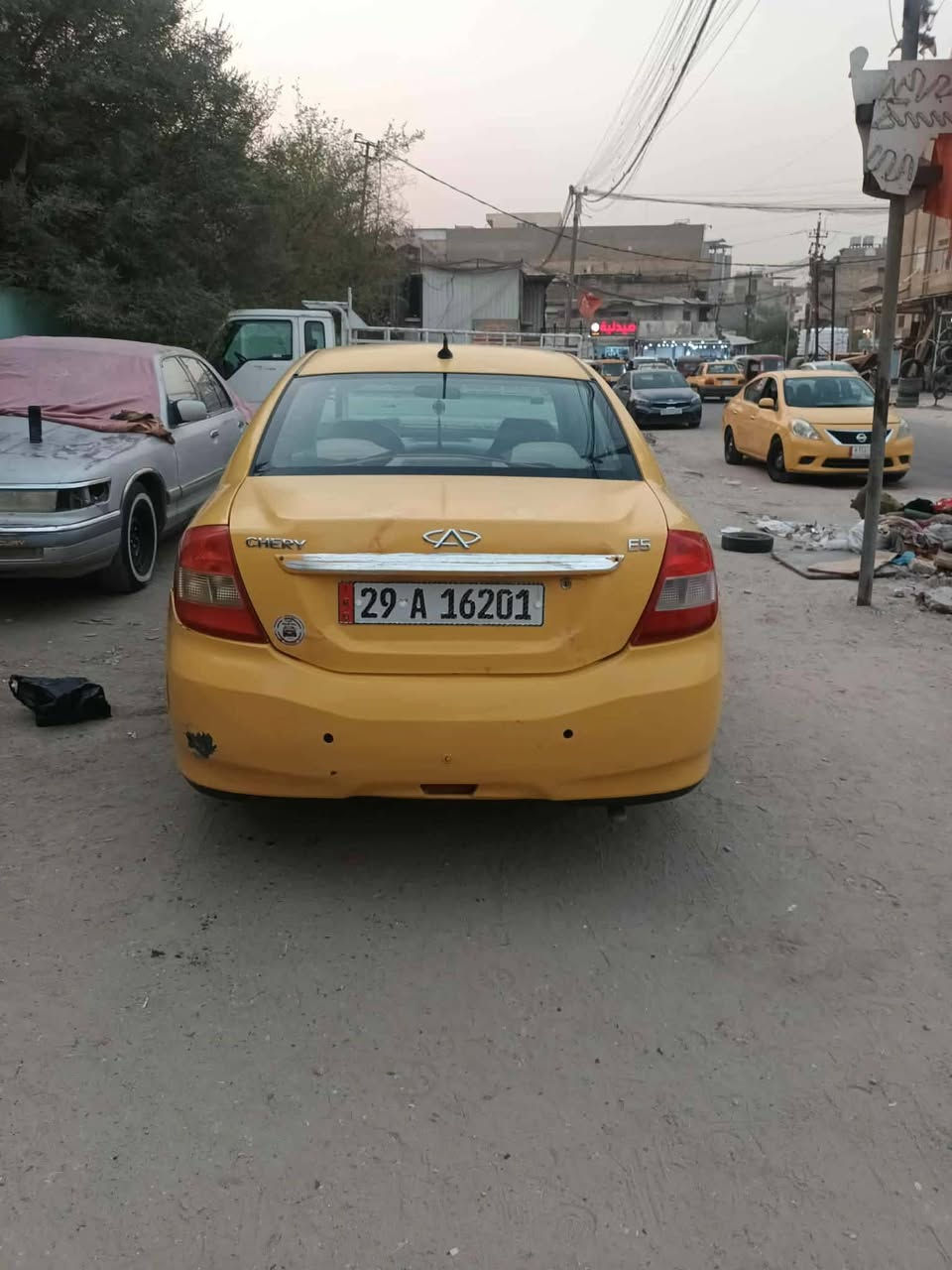 السلام عليكم شيري E5 مديل 2014سياره بسمي رقم دولي واسط سنويه مجدده 2030 سياره محوره كير ومحرك كورلا نحله بيكاشو كير ومحرك خير من الله تبريد شغال ترايك للعماره تخم تاير نضيف كهربائيات كله شغاله دواخله نضيفه شاشه بيه السعر 43 وبيه مجال العنوان بغداد الجديدة رقم الهاتف *********** بي وتساب
