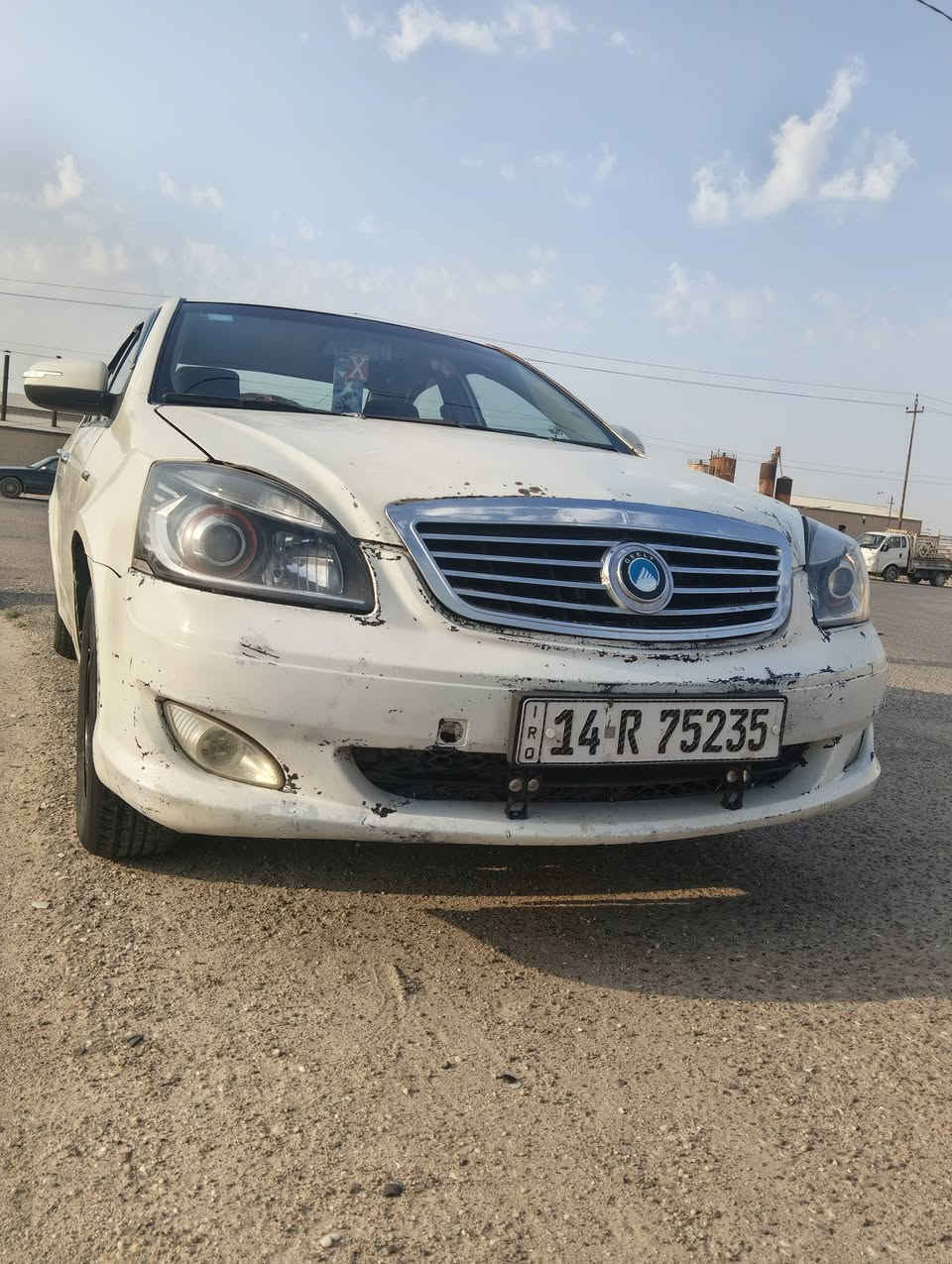 السلام عليكم جيلي للبيع السيارة جديدة موديل 2013
باسمي مكينه كورله تبريد تدفئه شغالات  
السيارة جاهزه سعر 45 وبيه مجال 
***********
***********
