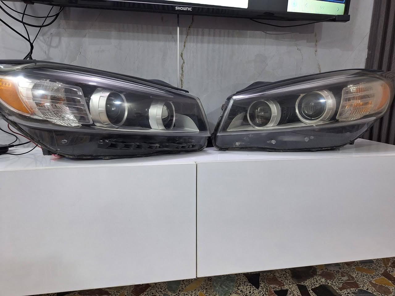 لايتات سورنتوا ١٩ أمريكي للبيع
السعر ٢٥٠ اي استفسار علخاص او الاتصال بالرقم وات ساب متوفر ***********
