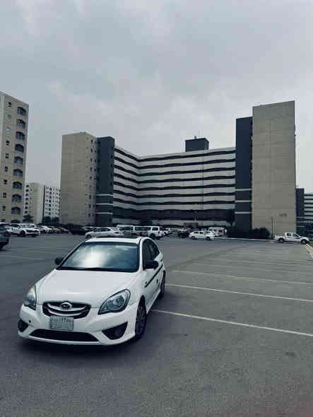 السلام عليكم سياره اكسنت 2011 الشكل الرياضي خليجي سياره جديده ونضيفه بيها صبغ قطعتين بدون دواخل مكاني كوت موكز لمدينه سياره بسمي ثاني يوم تحويل مصفره السعر 91 وبيها مجال  مكينه كير خير من الله مكينه 1600 غرامات رقمي ***********
