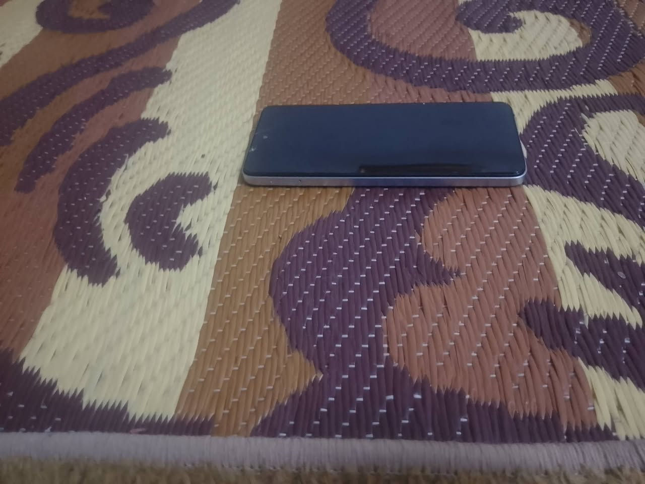 مبايل تكنو سبارك 20 سي ذاكره 128 شاحن تايبسي فول بطاريه 5000 جهاز فقط بي فطور ما مثرات عل لمس جهاز بمعنى الكلمه والسعر مناسب الشراي يجي خاص واني بالخدمه يوجد توصيل كافه المحافظات


**إذا كنت صاحب هذا الإعلان وتريد حذفه لأي سبب، رجاءا أرسل رسالة إلى الدعم الفني**