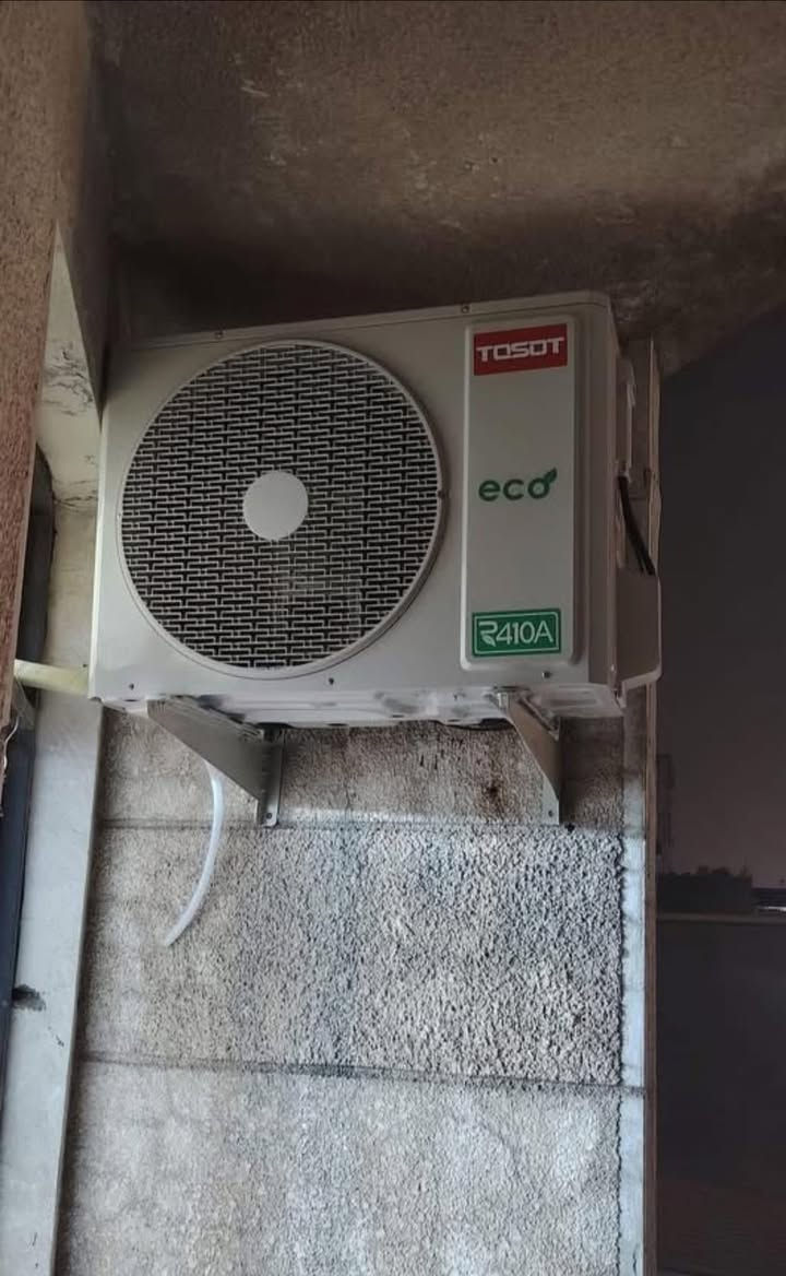 شركة انتعاش للتبريد   Refreshment for A/C
نصب سبالت _ صيانة موقعية _ شحن غاز _ غسل _ تصليح 
للاتصال
صادق *********** واتساب
قطع غيار اصلية _ ضمان بالعمل _ اسعار مميزة وتنافسية 
خلي بيتك بارد ومنعش ❄️ 🌬️
