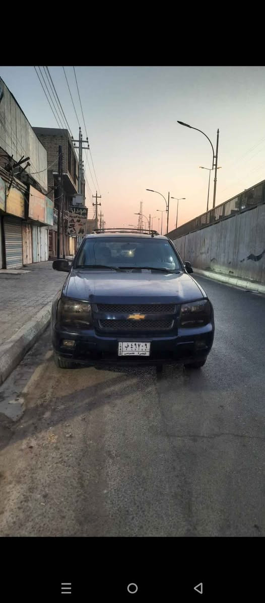 بلايزر موديل 2007 رقم بصره مشروع وطني لون نيلي مكان بصره *********** البصرة, العراق
