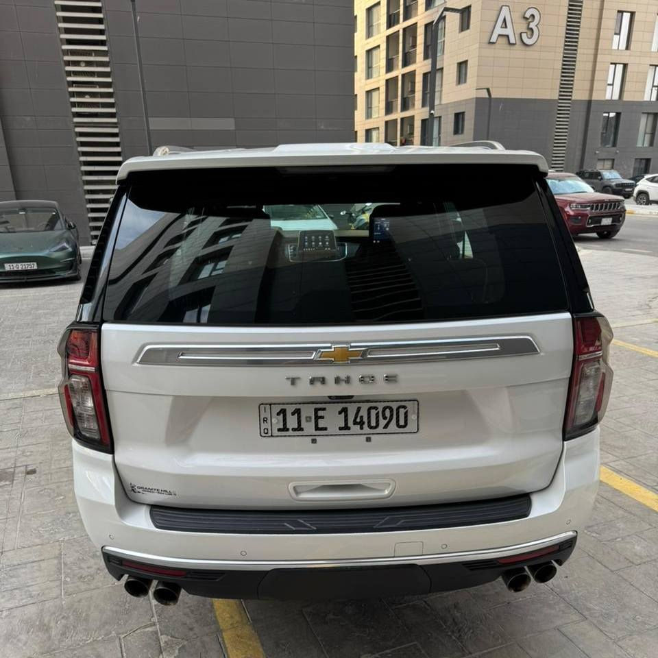 تاهو هاي كانتري أعلى فئة بالتاهو
 نفس مواصفات الكاديلاك السكاليد فووول للأخير ماكو شي مابيها حرفيا كاديلاك اسكاليد 

ماشيه 38الف مايل 

بانوراما 

داتا شو 

شاشات بلادية

دوسات كهرباء

ستيرن كهرباء

مرايات قلابة وشفط

تشغيل عن بعد 

تجوة وسطية كهرباء وبيهة قاصة

تبريد بالكشنات

تدفئة ستيرن

كشن خلفي منفصل VIP

حساسات كل الاتجاهات

هوك كهرباء تحكم داخل السيارة

كشن هزاز تنبيه 

نظام كار بلي واوتو اندرويد

صندوك جلاق ينفتح

كشنات كهرباء كلها والتحكم بيهة من كل مكان كهربائيا

شاشة وسطية كبيرة

كامرات عدد٥

ويل كروم حجم ٢٢

مرايات شفط

٤ وضعيات قيادة

رادارات 

تحديد مسار

صاج ملكي بأطار نيكل

داخل اسبريسو

وبعد هواي مواصفات 

السيارة جاهزة من جميع النواحي تخم تاير مال شركة برجستون صدر وجكات ومحرك وكير كلة على وضع الشركة 

محرك ٨سلندر ٦.٢

كير ١٠ نمر يعني تمشي ١٩٠ الرون ٢.٥

مكينه كير كفاله 
موديل ٢٠٢١

رقم بغداد سنوية بأسمي هزة جديدة 

بيهة جاملوغ وبنيد جهة السايق وبيه باب السايق والخلف بيهن صبغ من امريكه

مكاني بغداد حي الحسين قرب مطار بغداد

للاستفسار ***********
