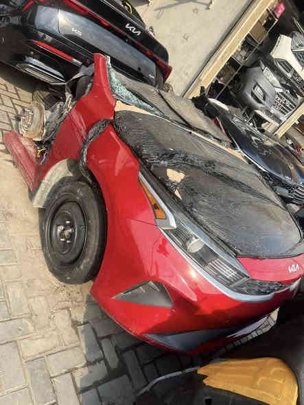 شركه علي مراد مقابل شارقه قطع غيار السيارات مريكي كوري
***********
