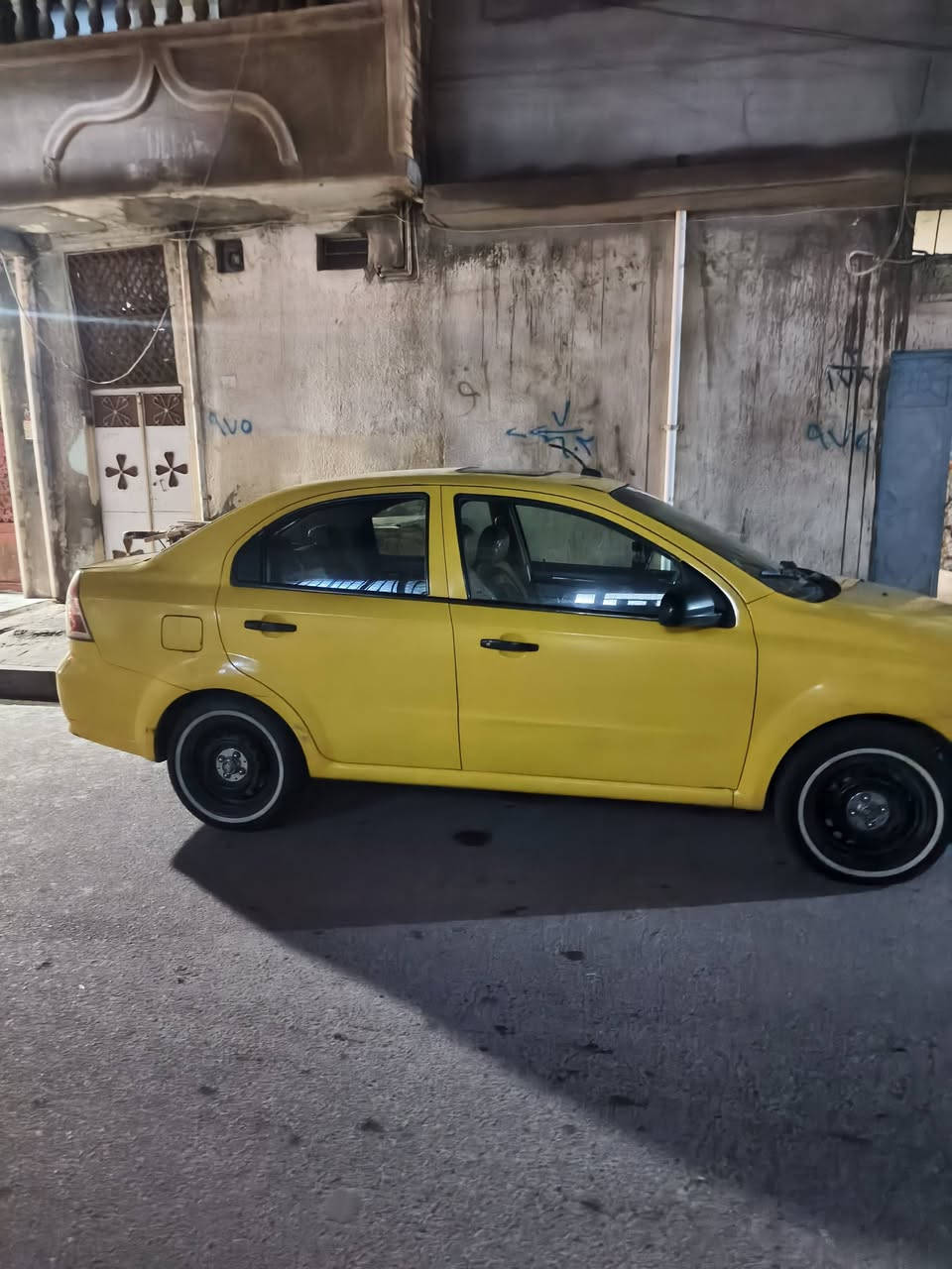 سياره افيو موديل 2010 امريكي كير توماتيك محور محرك يارس رقم بغداد جديد مسطره سعر 47 وبي مجال بصيط رقمي رقم ***********
