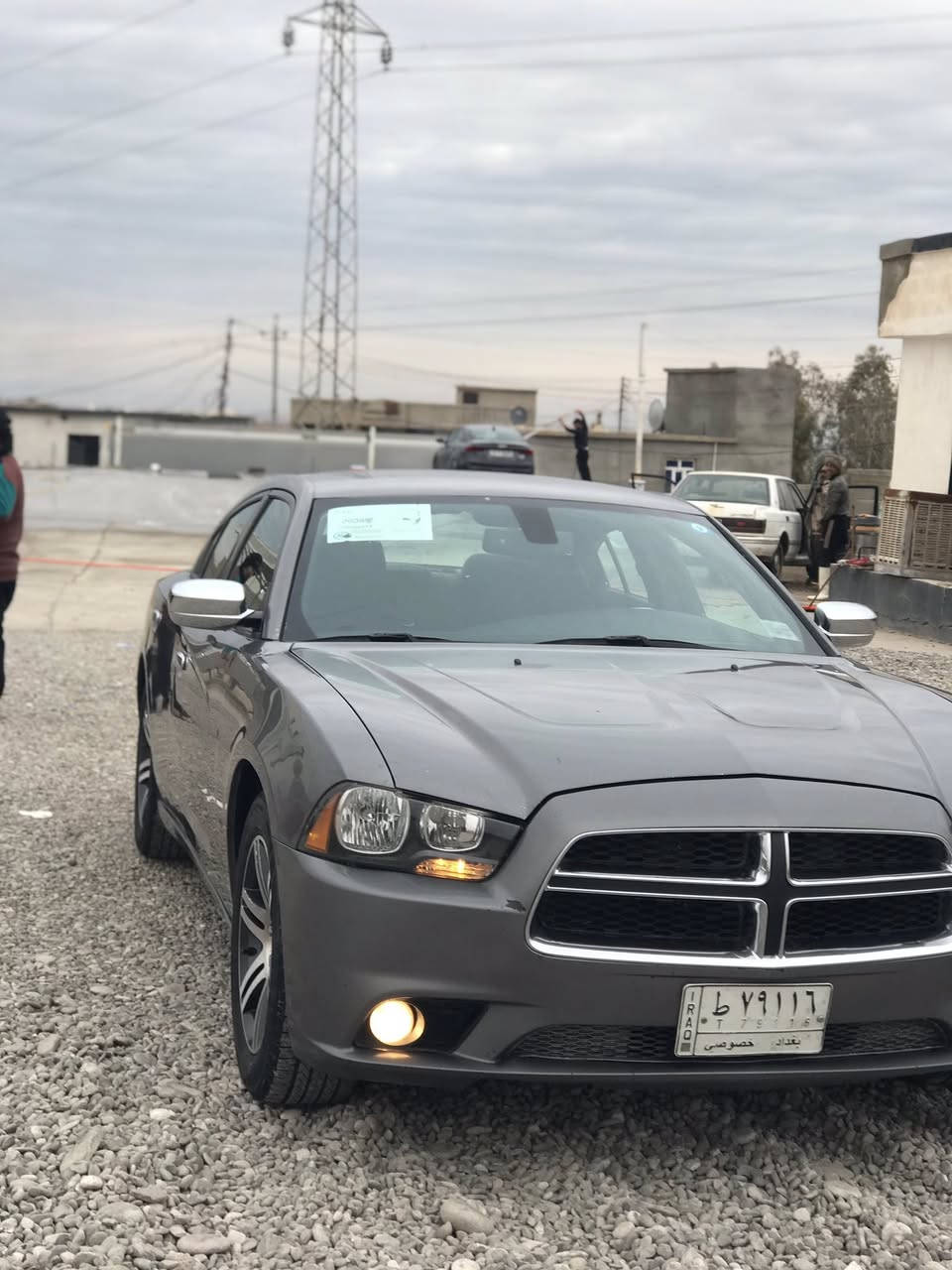 السلام عليكم جارجر مديل 2011 رقم بغداد سنويه  جديد حداديه امامي خلفه كله جديد كير محرك خير من الله تخم تاير جديد  ويرهم مراوس حسب القناعه  *********** // ***********
