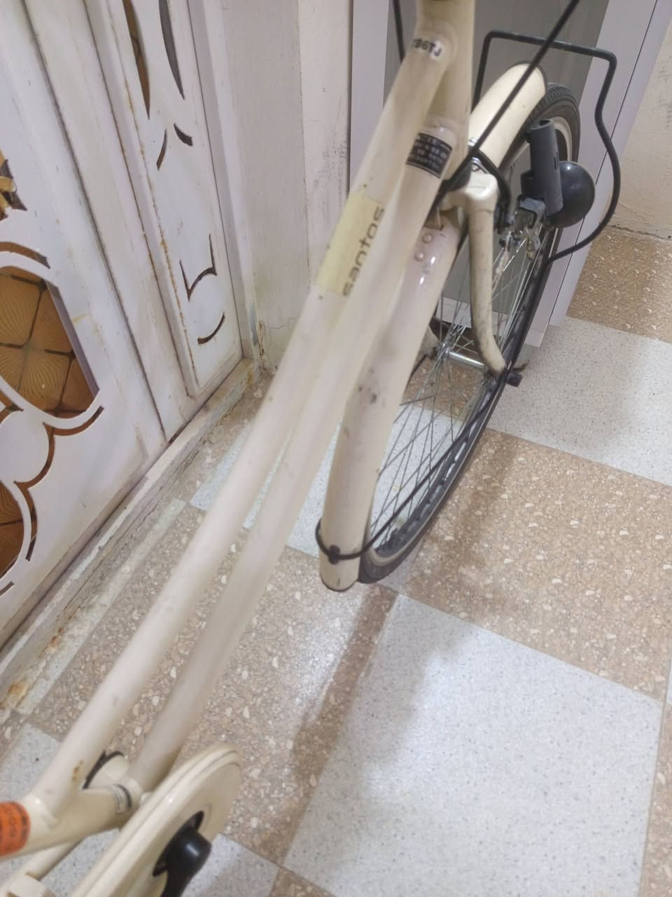 باسكل البيع سانتوس موديل 2022
الباسكل لونه حليبي فول نضافه 
قبل اربع ايام نازل من كرار ابو النقش 
الباسكل بعده بصخامه ماي ما ذاب عليه 
خاص مفتوح الشراي بي خير يدلل ،،،،،


**إذا كنت صاحب هذا الإعلان وتريد حذفه لأي سبب، رجاءا أرسل رسالة إلى الدعم الفني**