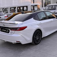 كامري 2025 هايبرد وراد امريكي xse تو كلر  بانوراما داخل احمر مقاعد تدف...