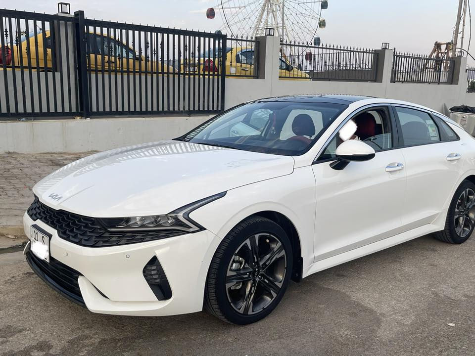 السلام عليكم
كيا K5.للبيع

2023 رقم بغداد ، فول مواصفات بانوراما ، محرك 2000 دوش ( المرغوب) ماشيه 35000 السياره بيها ملاحضات بسيطه . 

السياره جداً نظيفه اي استفسار موجود فيس او الاتصال ***********
