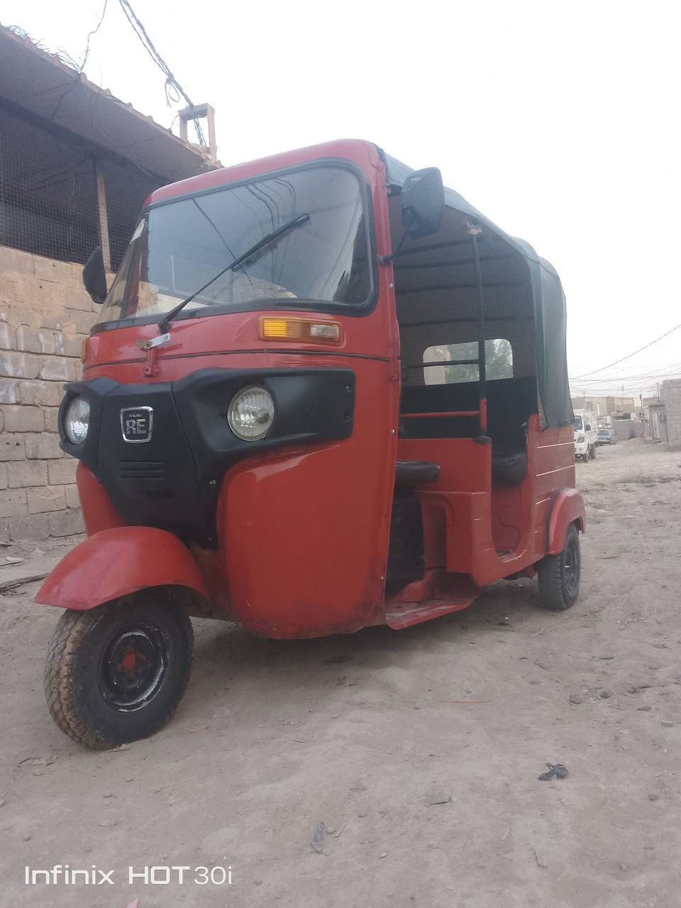 تكتك موديل 17 محسوبه عل18 تكتك كشر نضيف مابيها خياس مكينه نعومه مكاني حله السعر 3  وبيها مجال اوراق المصطفى رقم الموبايل (***********)
